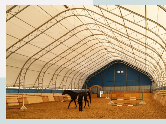 Строительство конных манежей в Феодосии