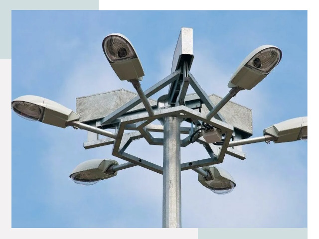 Монтаж осветительных мачт в Феодосии