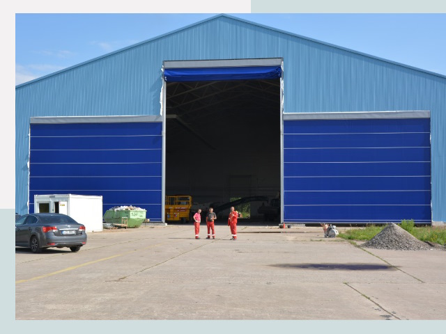 Ангарные ворота в Феодосия от СтальСтрой-Фдс по цене 609 руб.