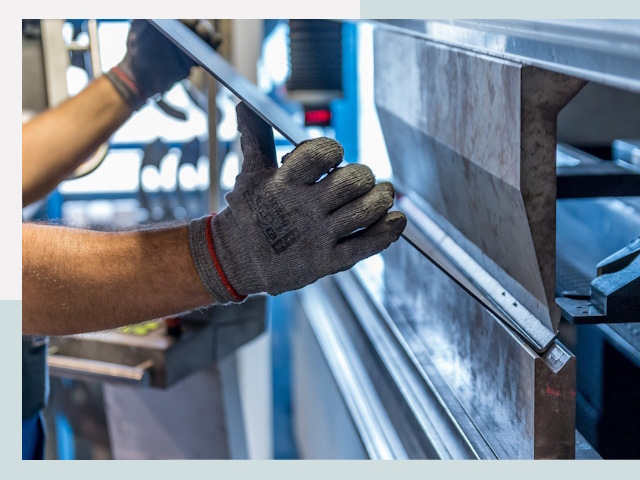 Гибка металла в Феодосии